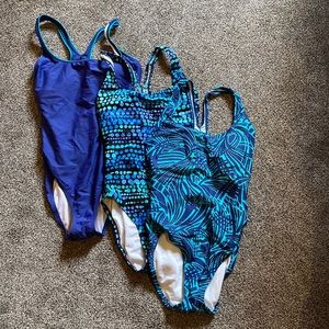3 x size 8 speedo swimsuits